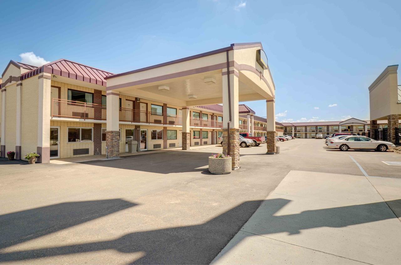 North Platte Inn And Suites Екстер'єр фото
