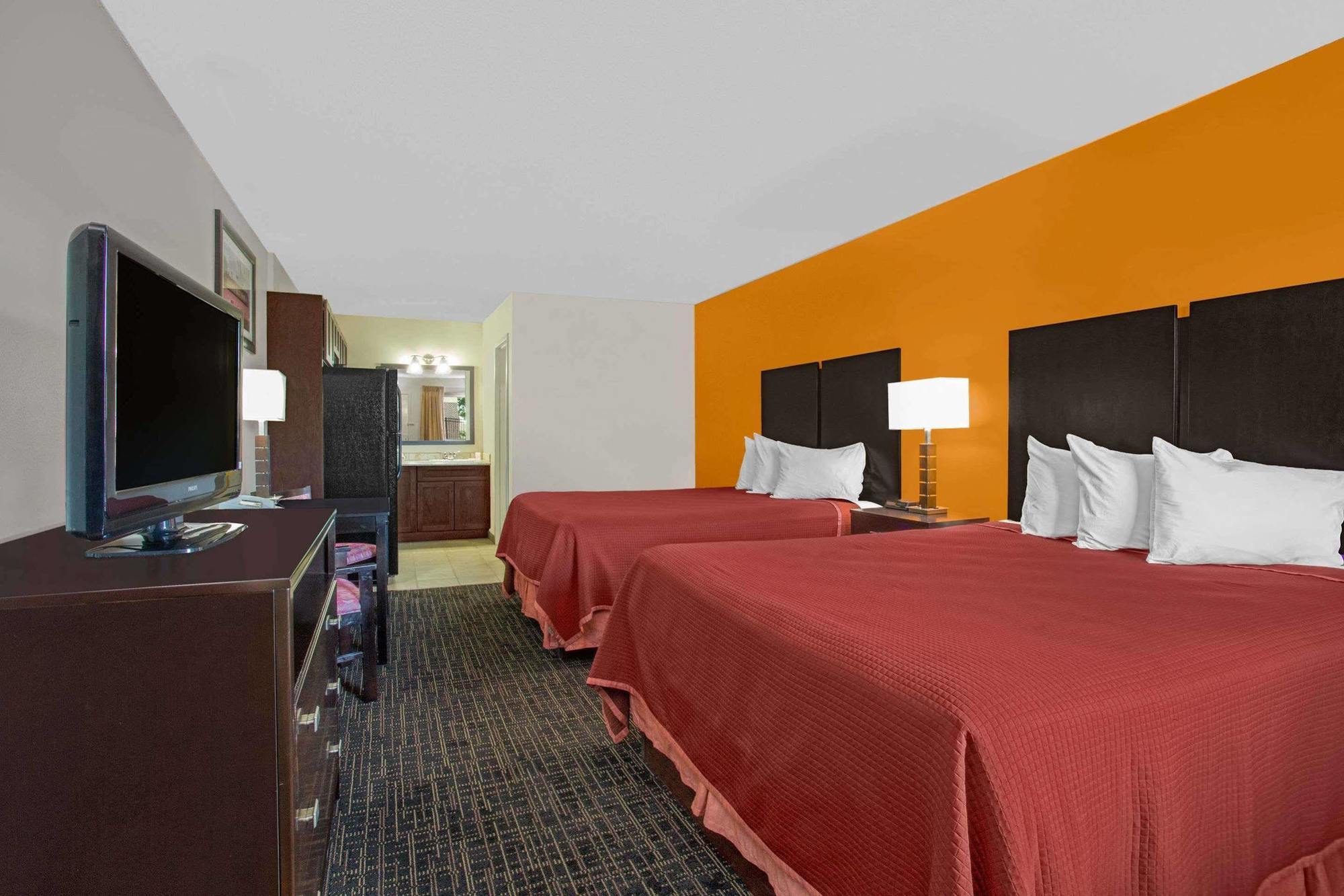 North Platte Inn And Suites Екстер'єр фото